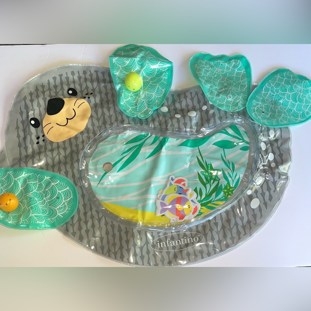 Baby water mat (Infantino)